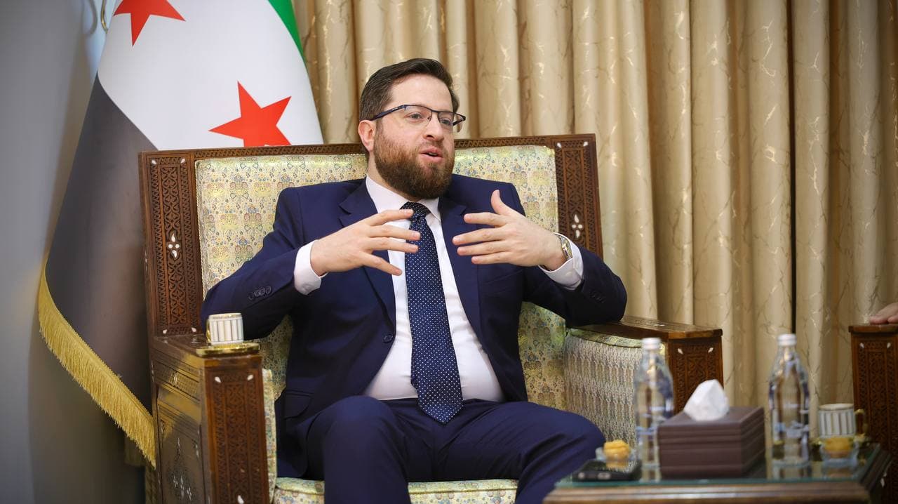 السيد محمد حسان السكاف مع وزير الإعلام الدكتور خالد زعرور لبحث آليات تطوير التوظيف واستقطاب الكفاءات