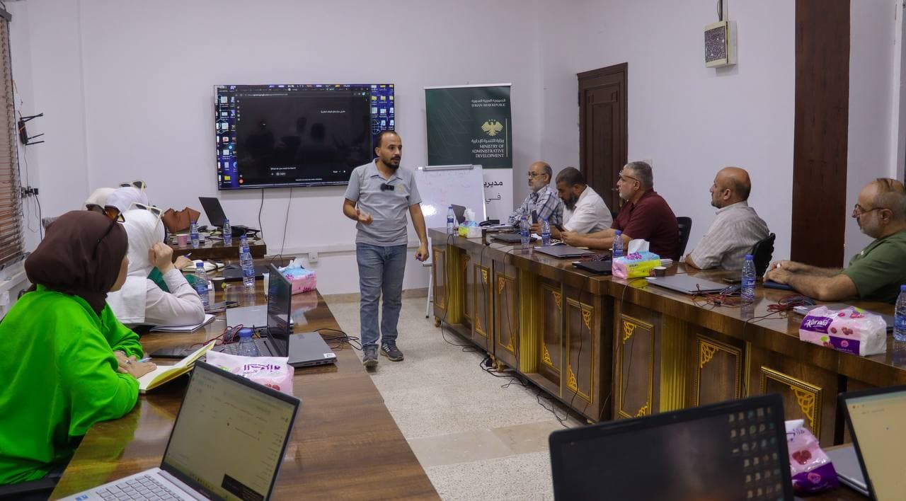 مديرية التنمية الإدارية في دير الزور تطلق دورة في أساسيات الذكاء الاصطناعي