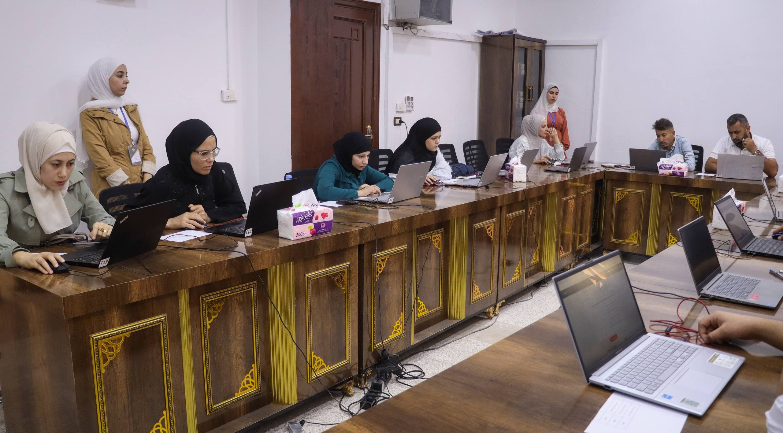 مديرية التنمية الإدارية في دير الزور تُنهي الاختبارات الكتابية لعدد من الشواغر الوظيفية