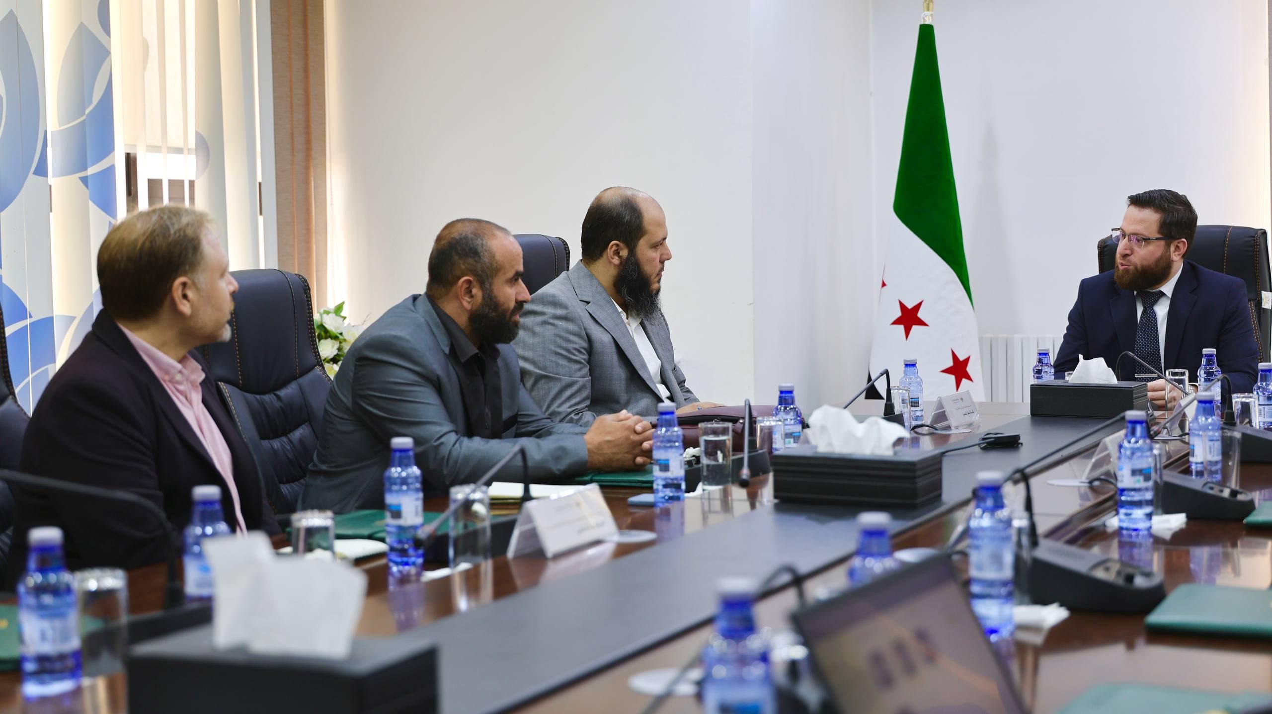 وزير التنمية الإدارية يبحث تقدم تنفيذ خطة مديرية حماة وأولويات العمل للمرحلة المقبلة
